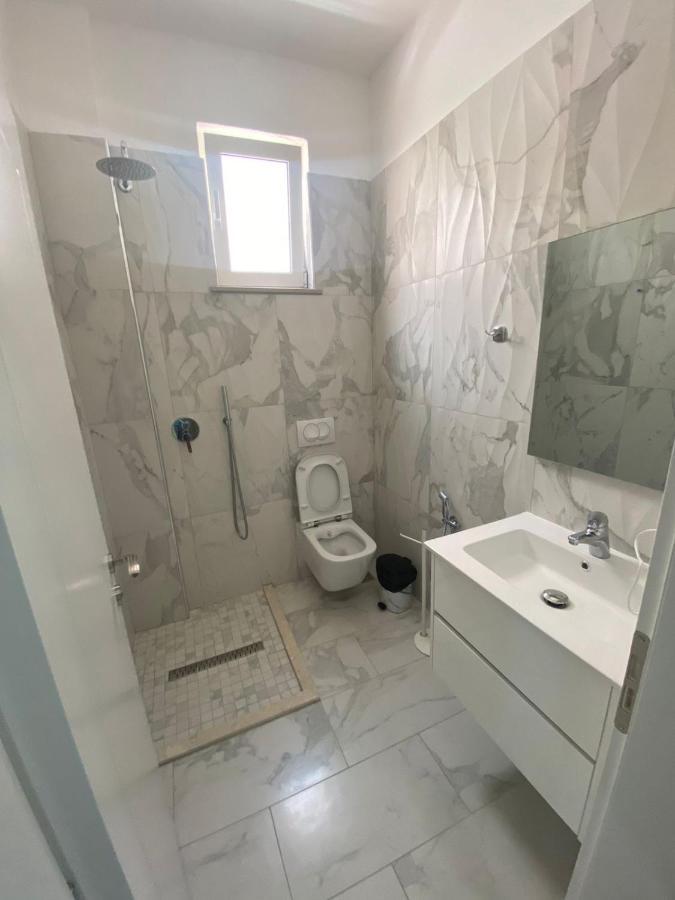Julius Hotel Golem  Εξωτερικό φωτογραφία