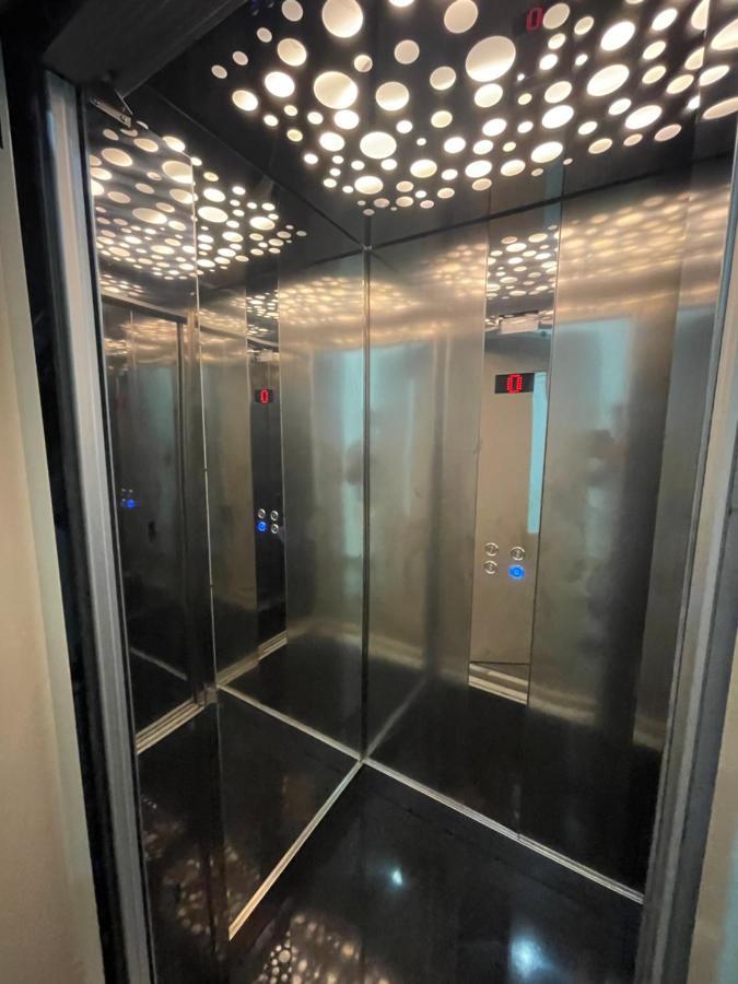 Julius Hotel Golem  Εξωτερικό φωτογραφία