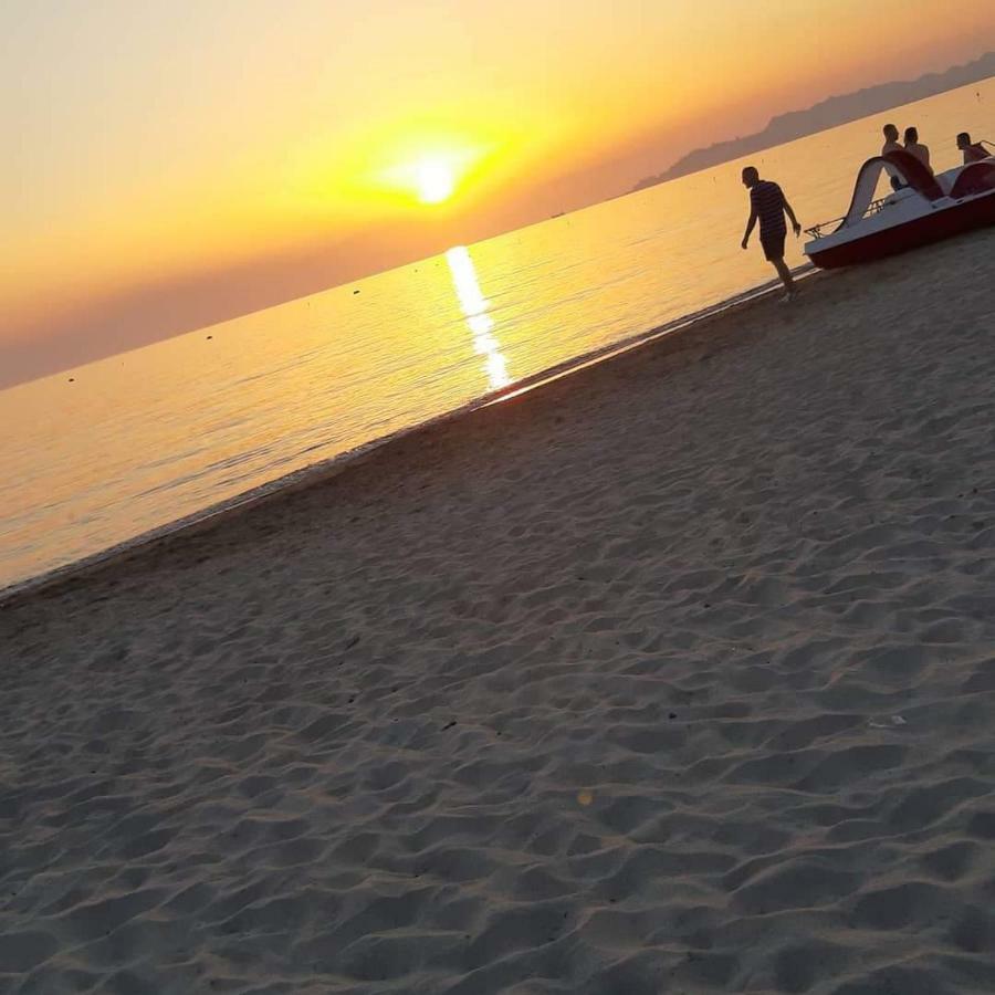 Julius Hotel Golem  Εξωτερικό φωτογραφία