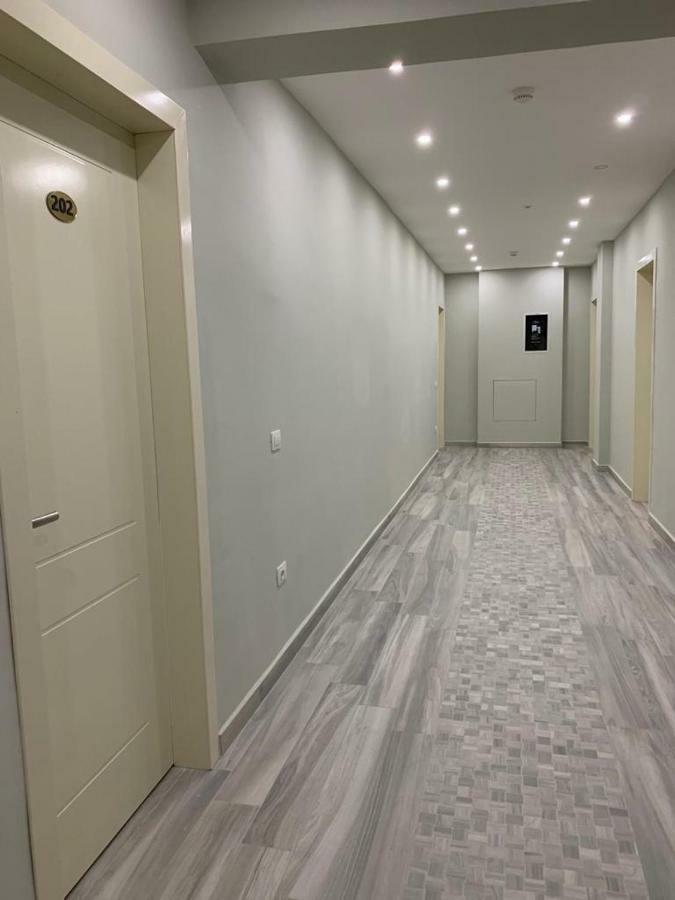 Julius Hotel Golem  Εξωτερικό φωτογραφία